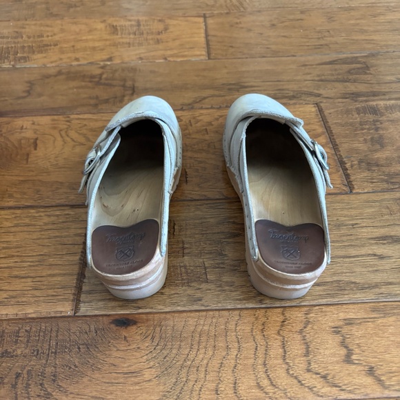 Troentorp Swedish Hopper Clogs - Picture 3 of 6